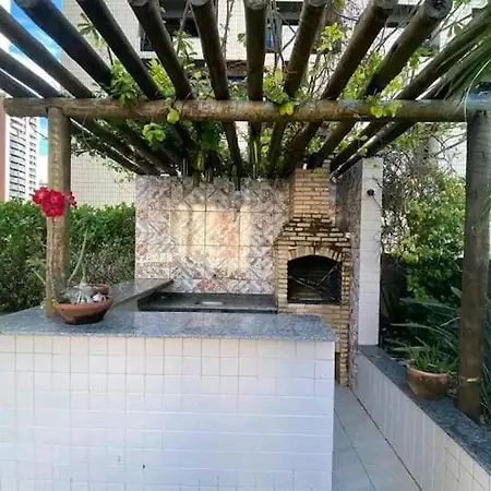 Beira Mar: Bom Gosto E Conforto Apartamento